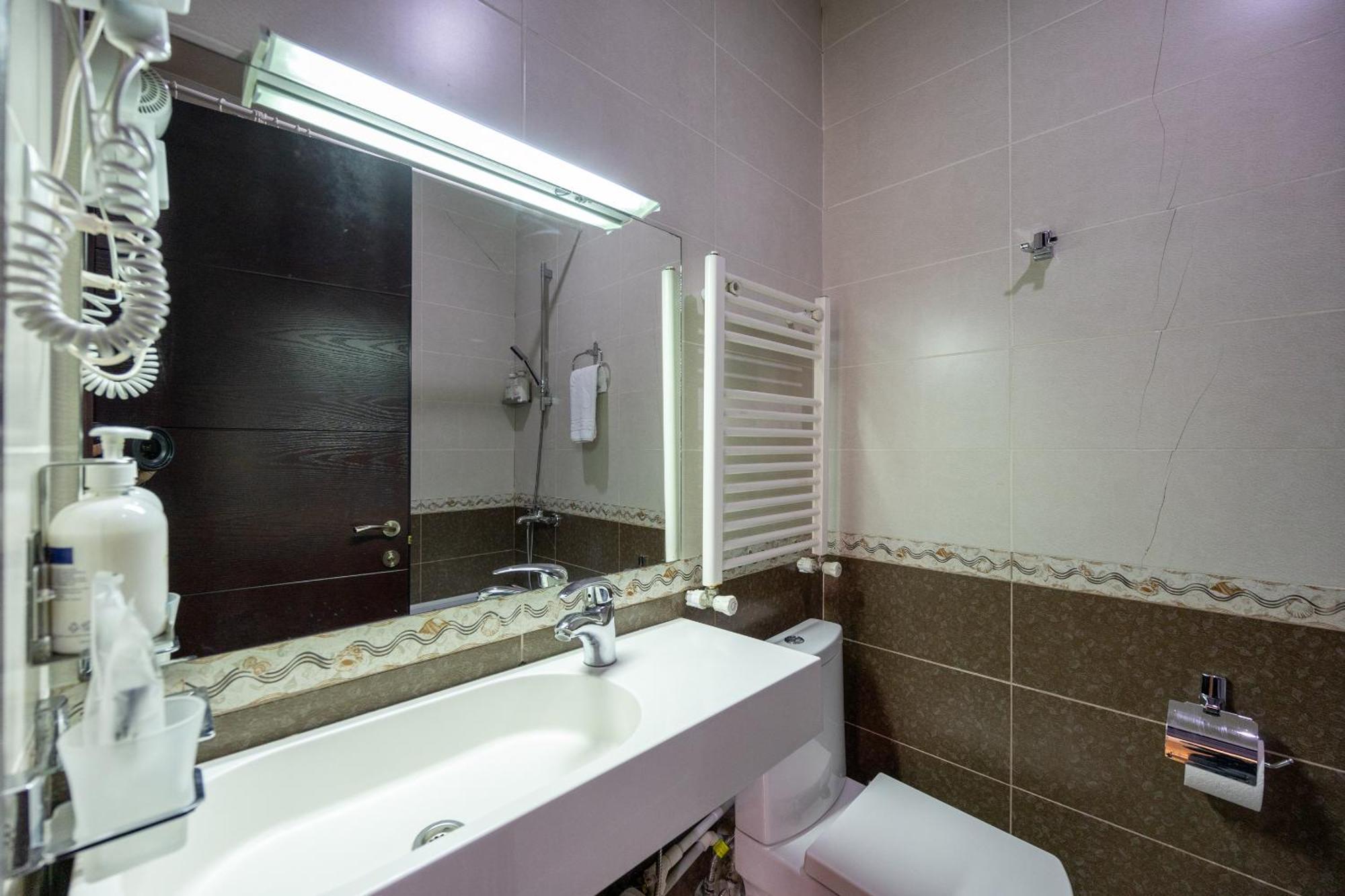 Sololaki Inn Tbilisi Luaran gambar